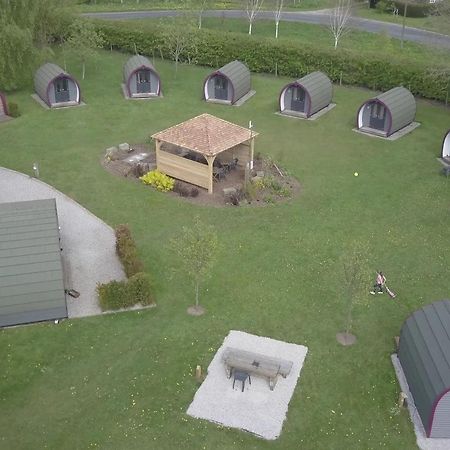 Glamping - York Holiday & Cycle Stop Екстер'єр фото